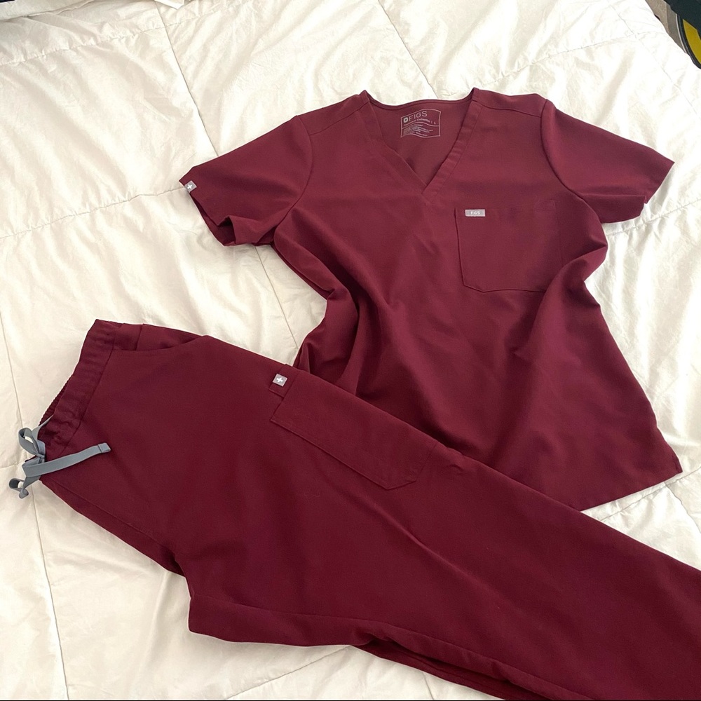 FIGS scrubs burgundy